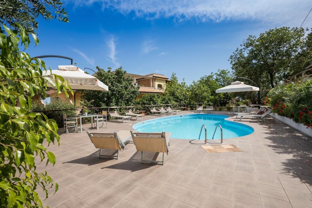 Hotel Cannamele Resort 파르겔리아 외부 사진